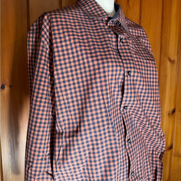 Men's Tommy Bahama Checkered Button Down Shirt - Picture 2 of 5
